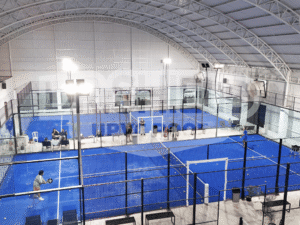 atap lapangan padel playy surabaya